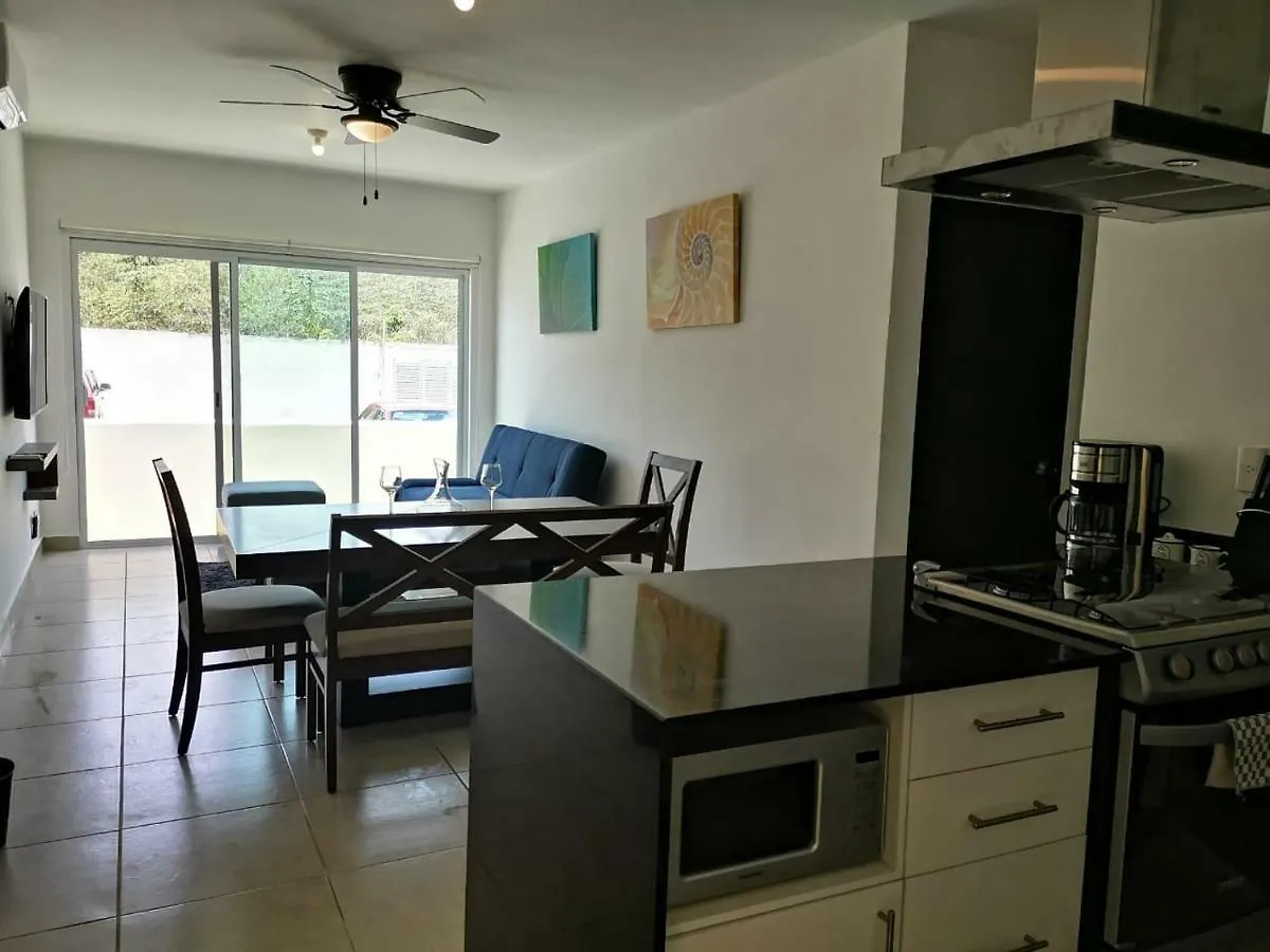 Ma'Alob Kuxtal, Playa Del Carmen Hotel 0*,