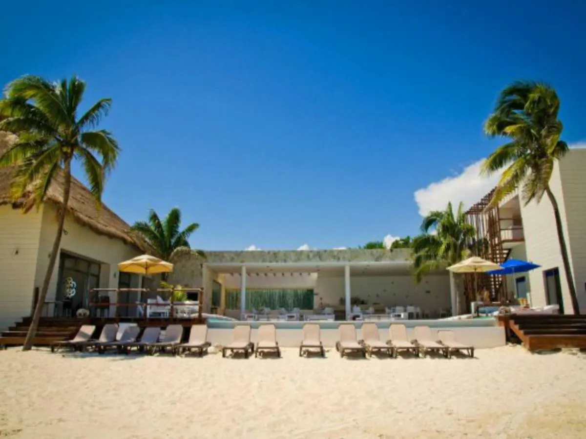 Ma'Alob Kuxtal, Playa Del Carmen Otel